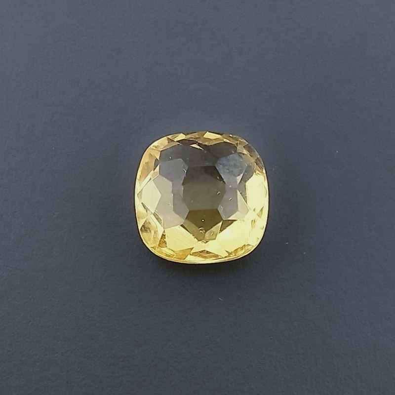 Quarzo Citrino Idrotermale Quadrata Briolette Sfaccettato A Mano 8X8X4mm 2,30CT