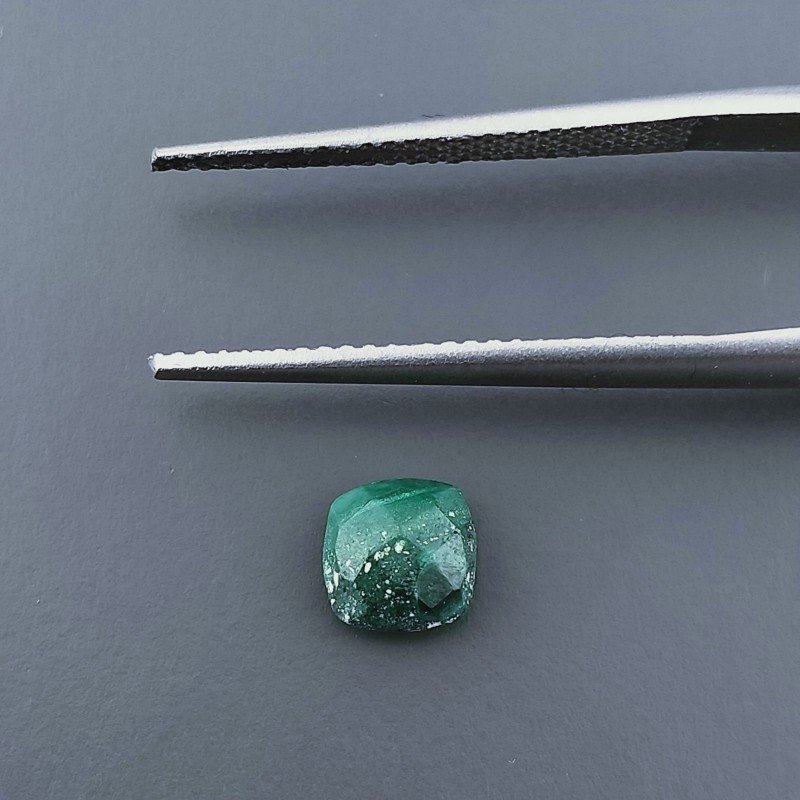 Malachite (A) Quadrata Briolette Sfaccettato A Mano 5X5X3mm ,95CT
