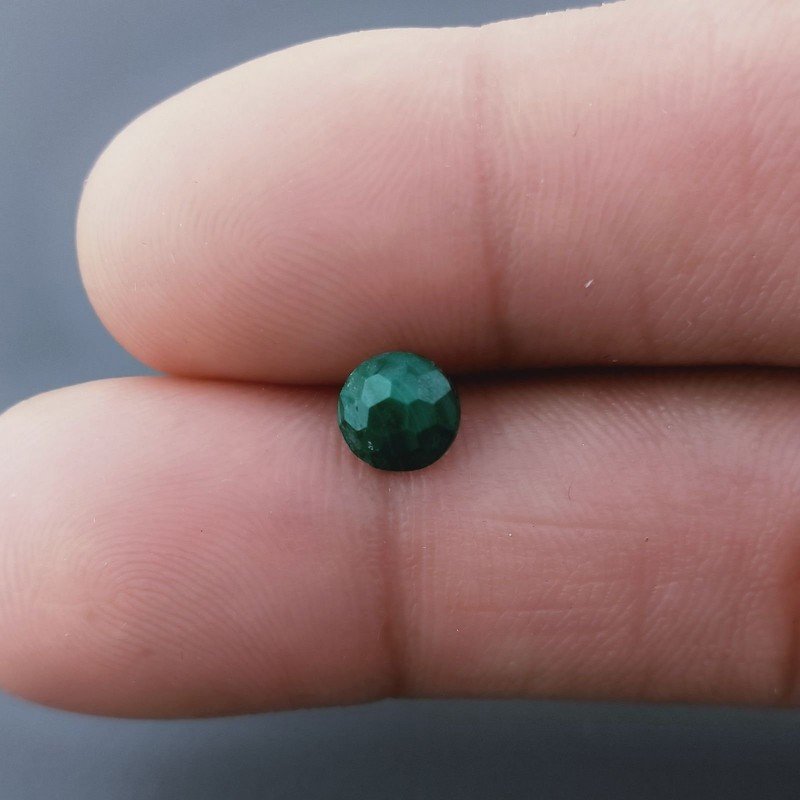 Malachite (A) Tondo Briolette Sfaccettato A Mano 6X6X4mm 1,40CT