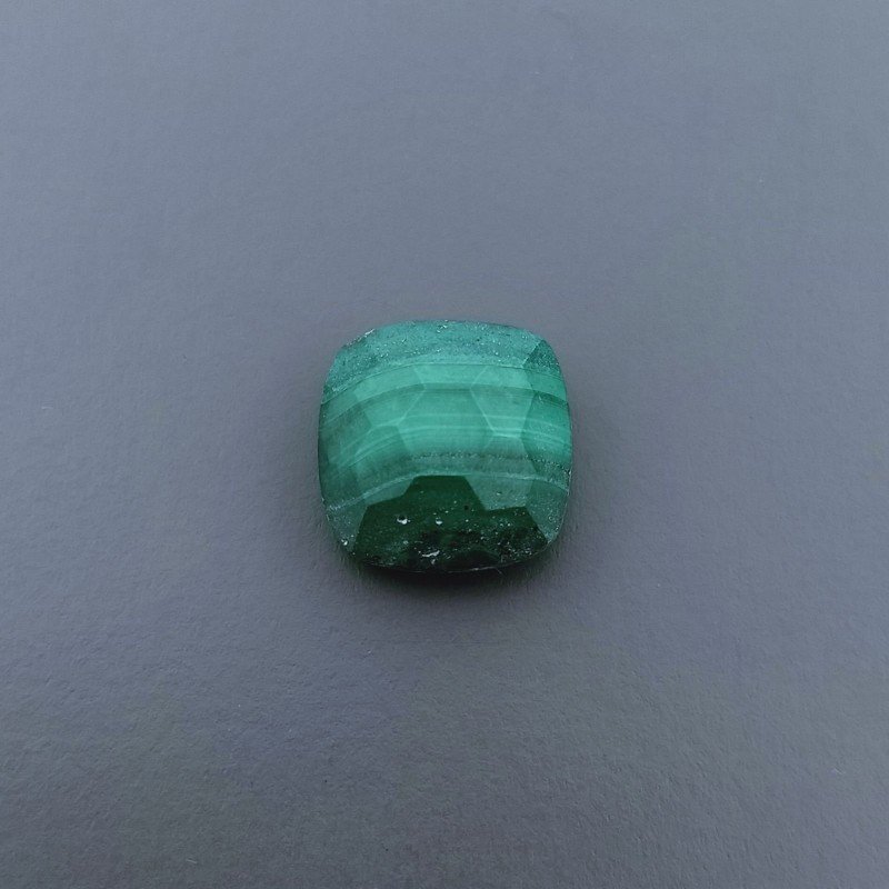 Malachite (A) Quadrata Briolette Sfaccettato A Mano 10X10X6mm 7CT
