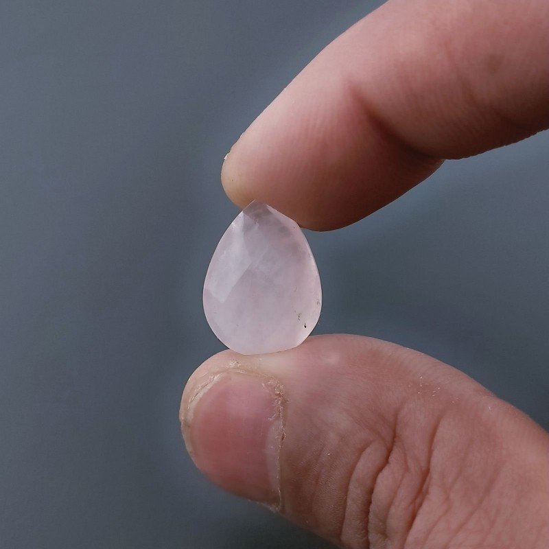 Quarzo Rosa Naturale Taglio Goccia Briollette Cabochon Sfaccettato a Mano 17X13X6mm 9,25 Carati 1pz