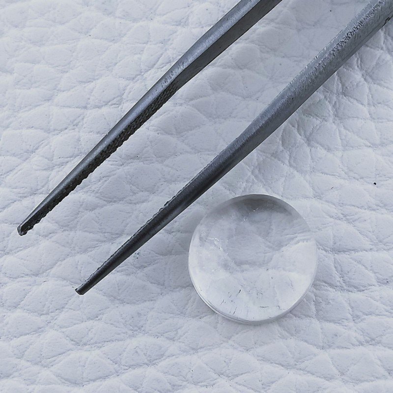 Cristallo Di Rocca Naturale Forma Tondo Piatto Cabochon Liscio Fatto a Mano 11X11X5mm 5,95 Carati 1pz