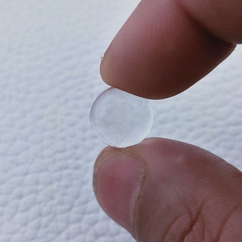 Cristallo Di Rocca Naturale Forma Tondo Piatto Cabochon Liscio Fatto a Mano 11X11X5mm 5,95 Carati 1pz