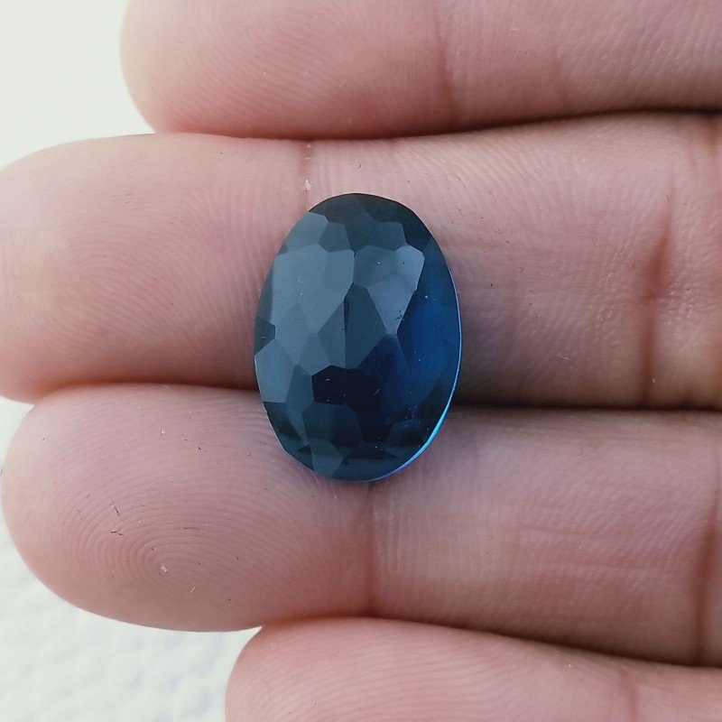 Topazio Azzurro Blu Svizzero Idrotermale Taglio Cupola Ovale Sfaccettata a Mano Gemma Sciolta 17X12X7mm 10,40 Carati 1pz