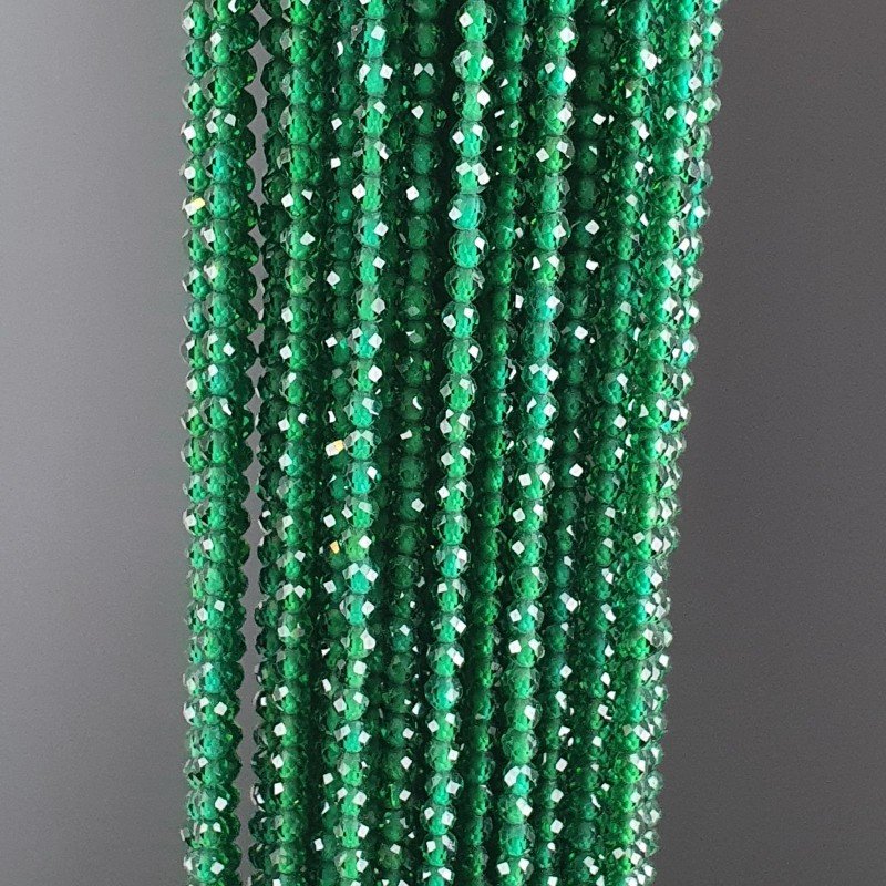 Zircone Verde Smeraldo Forma Tondo Taglia Diamante, Micro Sfaccettato Machine Cut 2,20mm