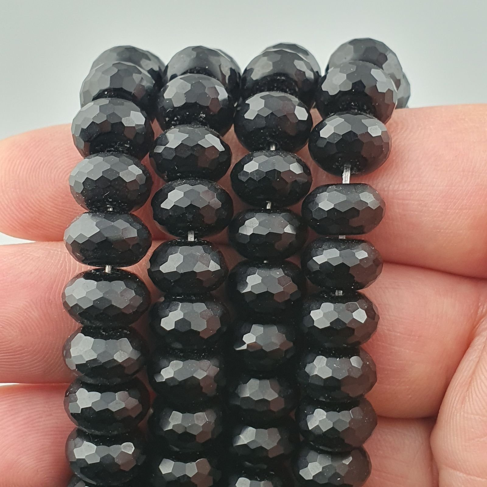 Onice Nera in Perline Forma Rondelle Sfaccettato Foro Passante 10mm