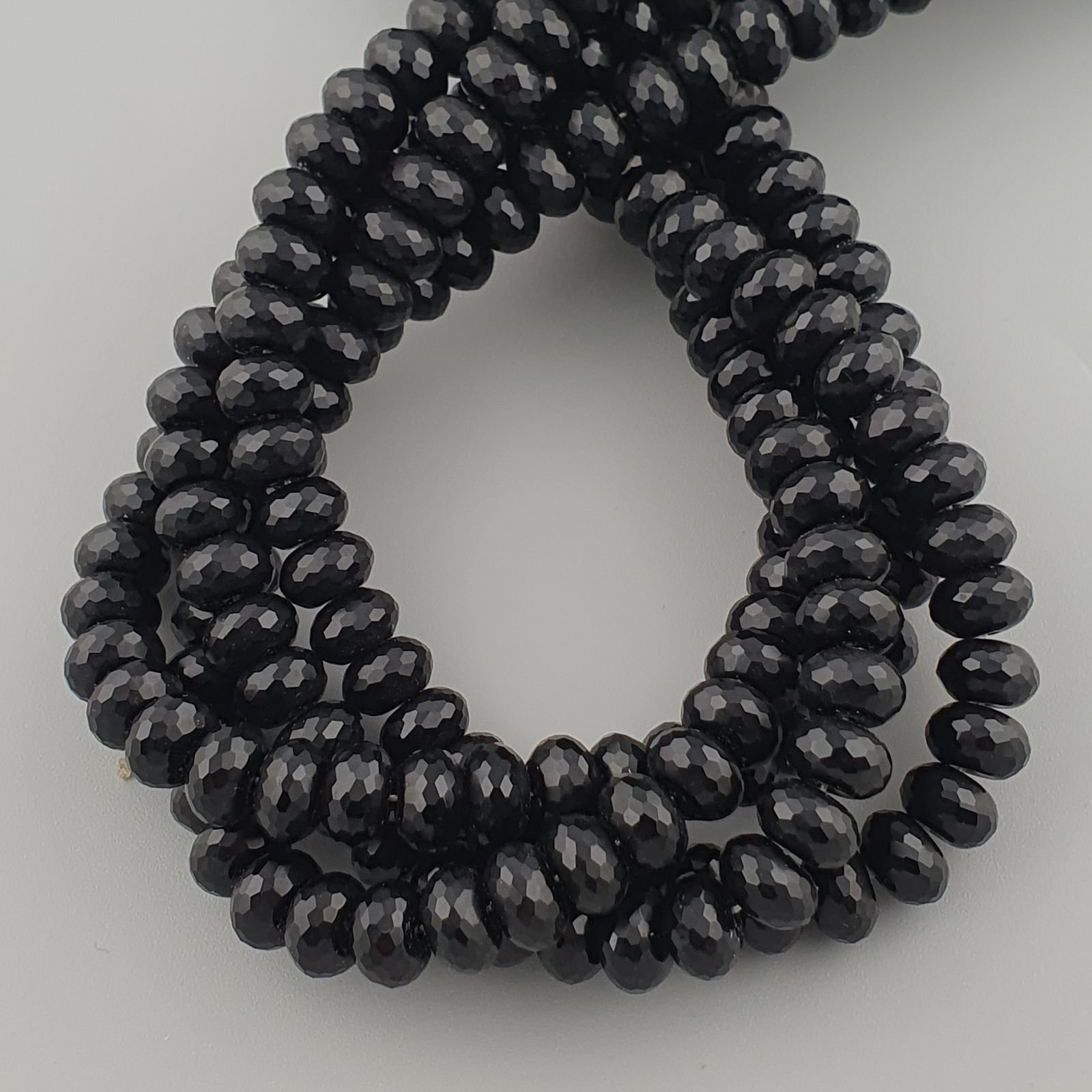 Onice Nera in Perline Forma Rondelle Sfaccettato Foro Passante 10mm