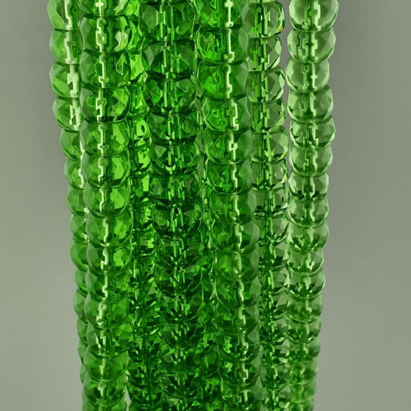 Cristallo verde chiaro rondelle sfaccettate 10mm