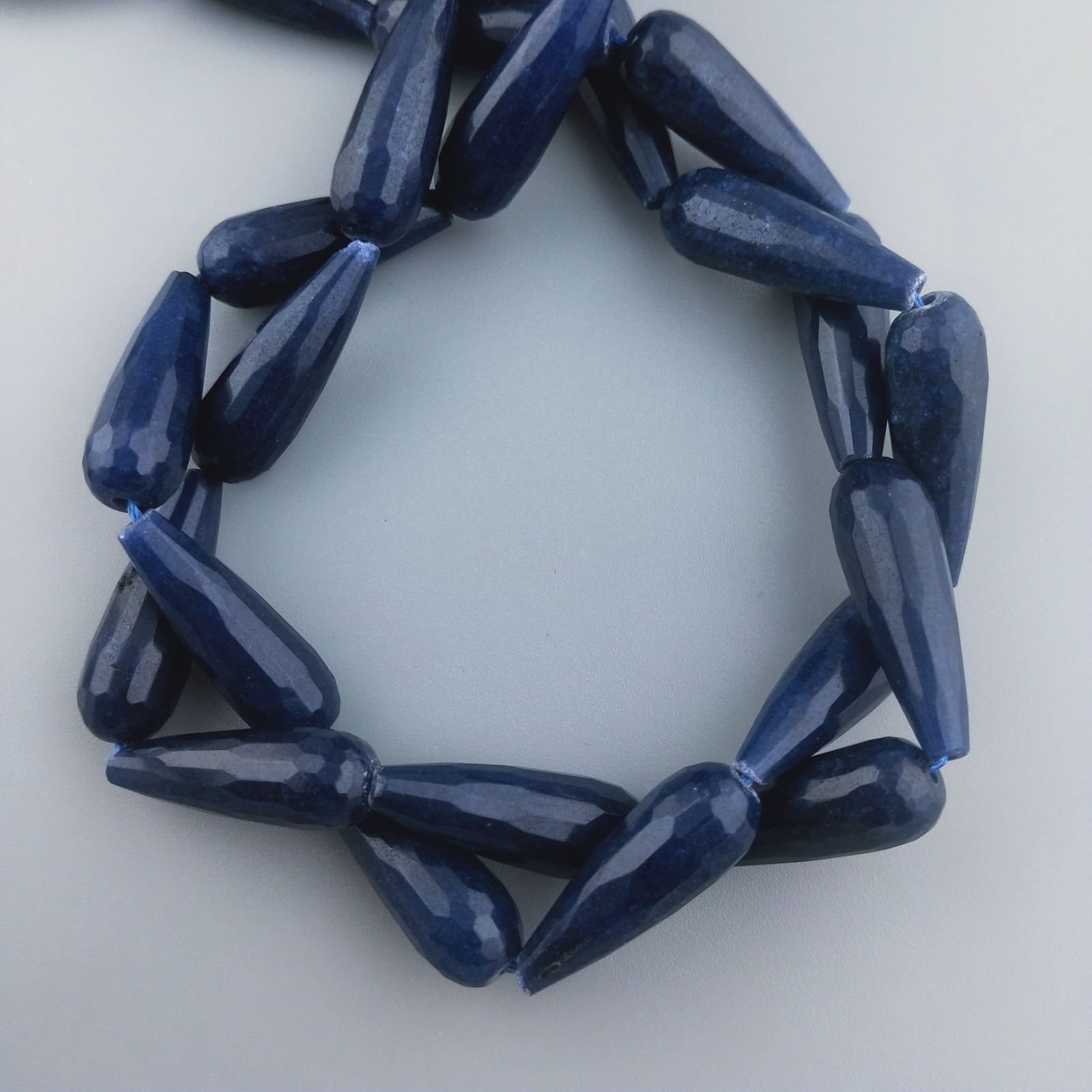 Giada Zaffiro in Perline Forma Goccia Tondo Sfaccettato Foro Passante 10x30mm