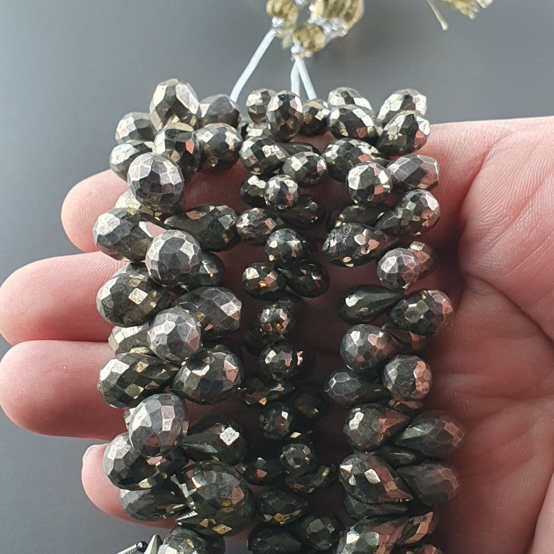 Pirite Naturale in Perline Forma Goccia Tondo Sfaccettato a Mano Foro Laterale 06-07X09-10mm