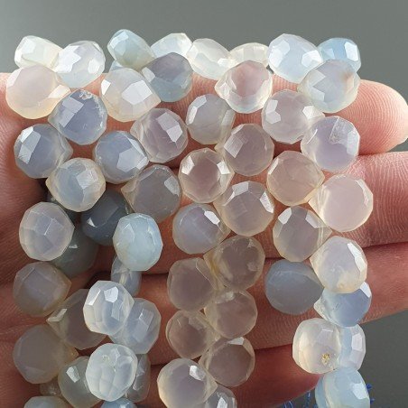 Calcedonio Blu Grigio Perline Forma Cuore Piatto Sfaccettato a Mano Foro Laterale