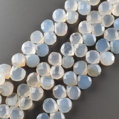 Calcedonio Blu Grigio Perline Forma Cuore Piatto Sfaccettato a Mano Foro Laterale Calcedonio Blu Grigio Perline Forma Cuore Piatto Sfaccettato a Mano Foro Laterale