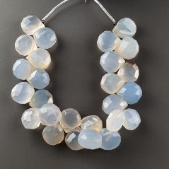 Calcedonio Blu Grigio Perline Forma Cuore Piatto Sfaccettato a Mano Foro Laterale Calcedonio Blu Grigio Perline Forma Cuore Piatto Sfaccettato a Mano Foro Laterale