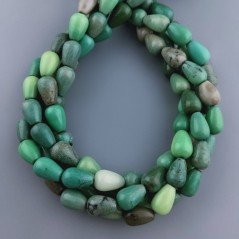 Crisoprasio Perline Forma Goccia Tondo Liscio Foro Passante 12x09mm Crisoprasio Perline Forma Goccia Tondo Liscio Foro Passante 12x09mm