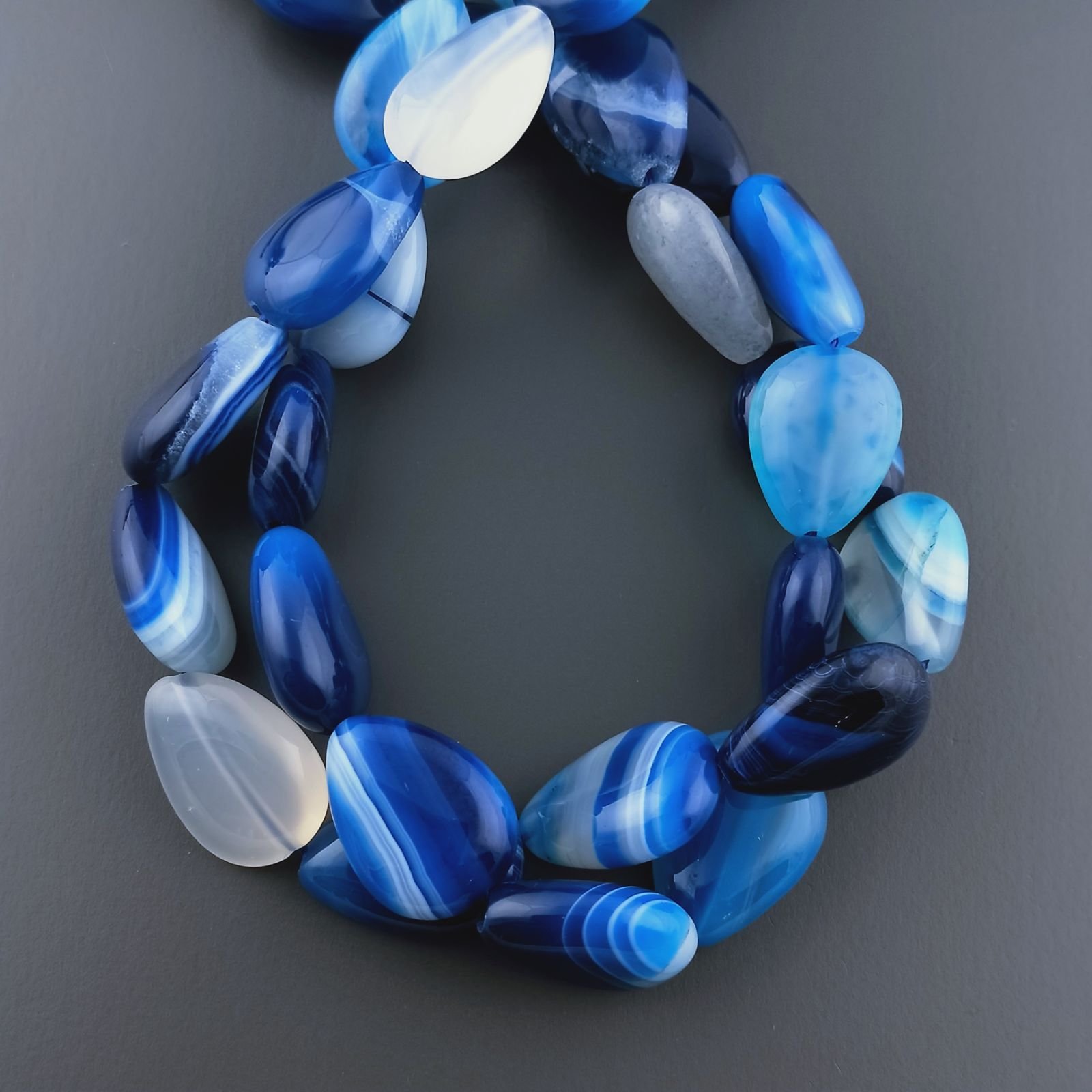 Agata Brasiliana Blu Striata Perline Forma Goccia Piatto Liscio Foro Passante 13x18mm