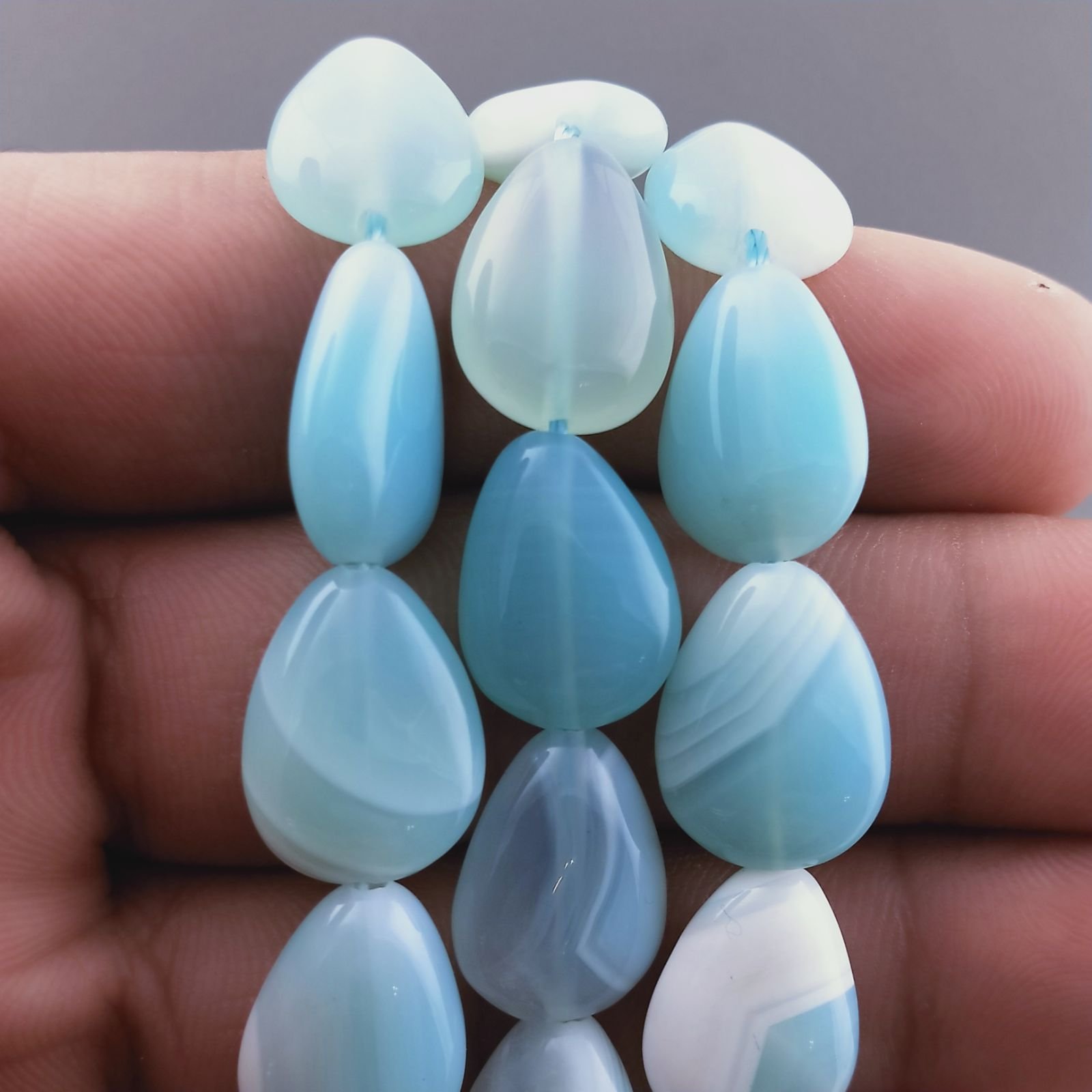 Agata Brasiliana Celeste Striata Perline Forma Goccia Piatto Liscio Foro Passante 11X16mm