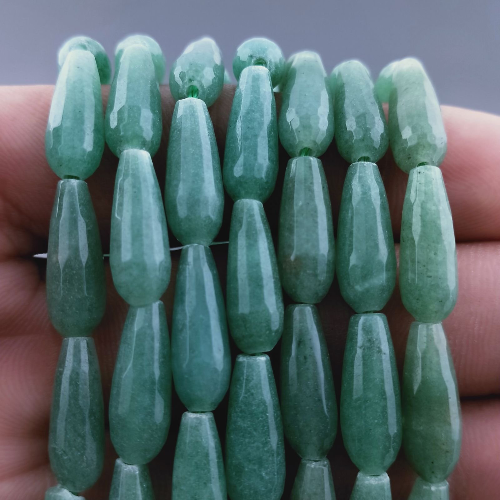 Avventurina Verde Perline Forma Goccia Tondo Sfaccettato Foro Passante 16x6mm