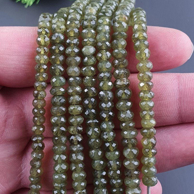 Peridoto Naturale in Perline Forma Rondelle Sfaccettato a Mano Foro Passante 07-10mm