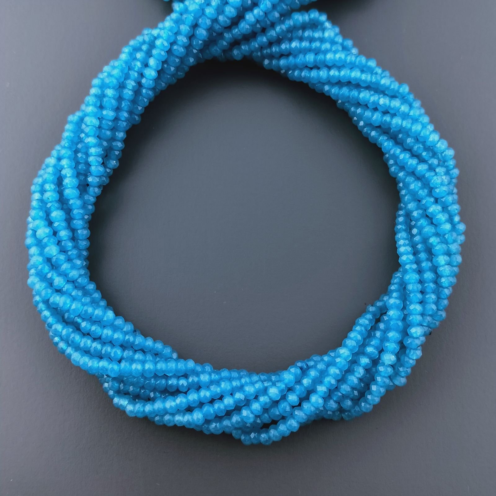 Giada Azzurra in Perline Forma Rondelle Sfaccettato Foro Passante 02mm