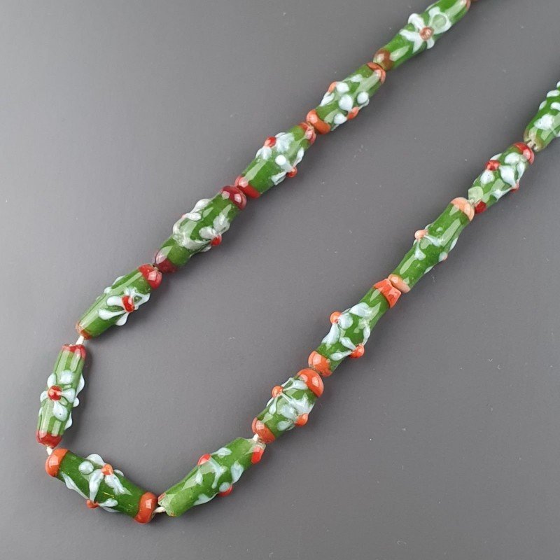 Perline in Vetro Stile Murano Verde Lavorato Fiori Bianco Rosso Liscio Foro Passante