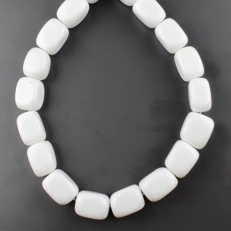 Agata bianca Perline Forma Sassi Burattati Liscio 14X19mm Agata bianca Perline Forma Sassi Burattati Liscio 14X19mm
