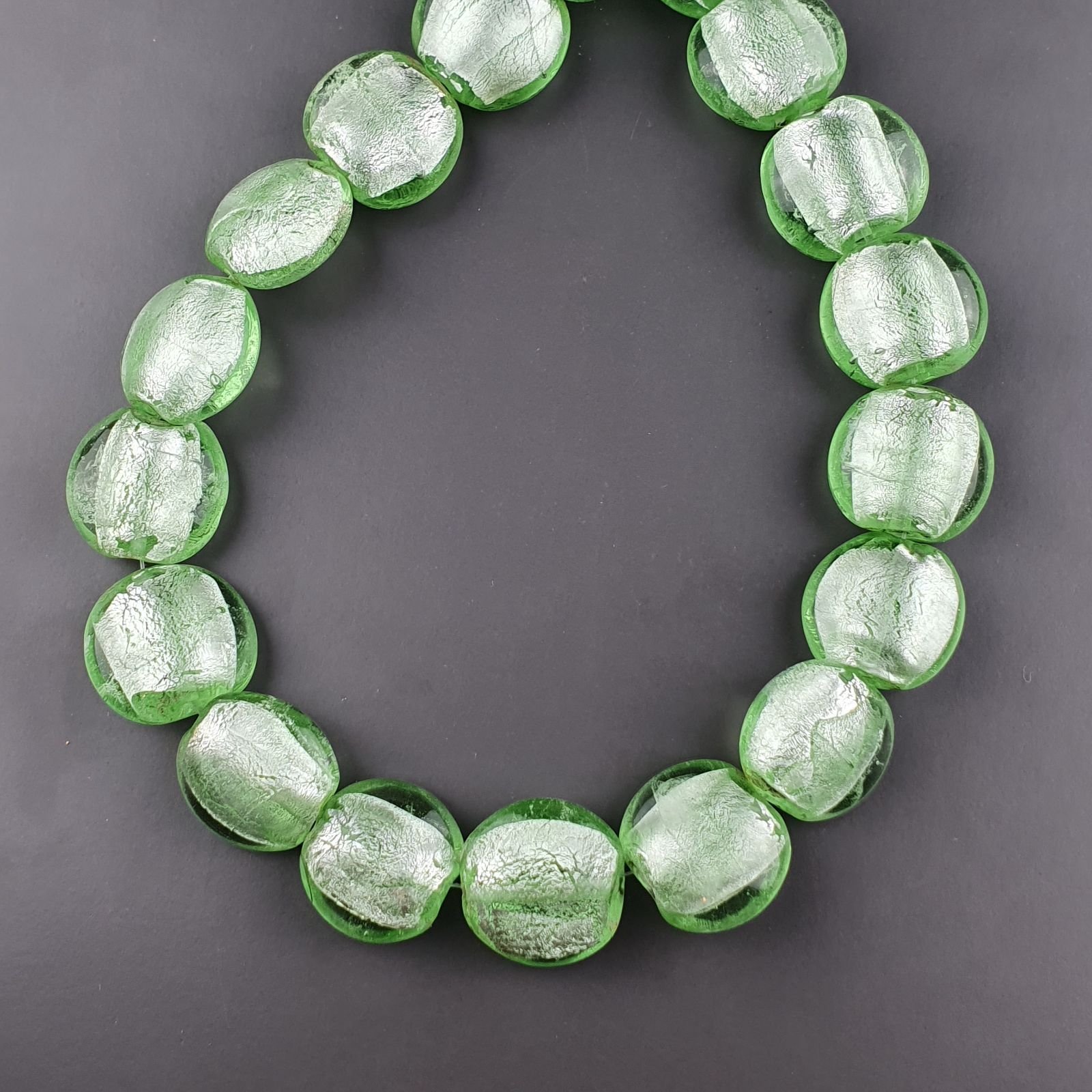 Perline in Vetro Stile Murano Verde Tondo Piatto 18X20mm Liscio Foro Passante