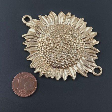 Connettore In Zama Opaco Forma Fiore Del Sole 66X52mm-Dorato 1pz