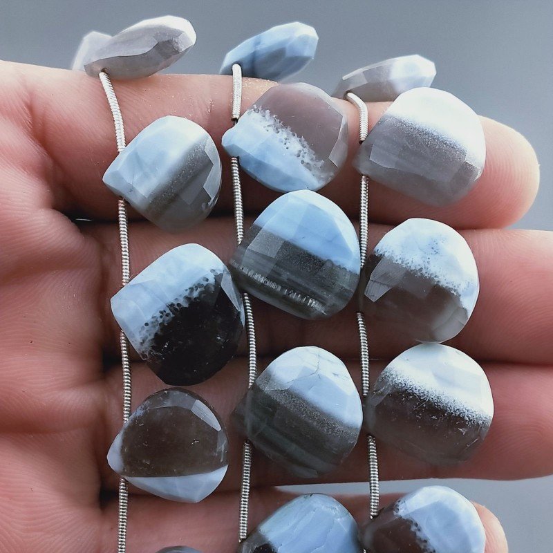 Opale Blu Grigio Naturale Perline Forma Cuore Piatto Sfaccettato a Mano Foro Laterale 10mm-15mm A Mano Opale Blu Grigio Naturale Perline Forma Cuore Piatto Sfaccettato a Mano Foro Laterale 10mm-15mm A Mano