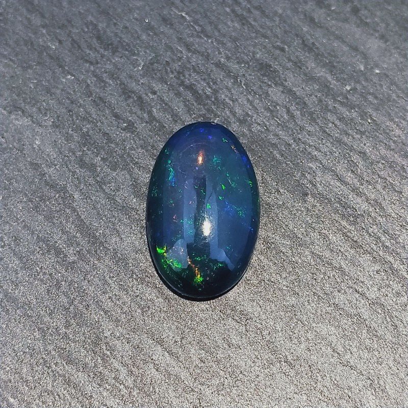 Opale Nero Welo Forma Ovale Cabochon Liscio A Mano 14X9X4mm 2,90 Carati 1pz