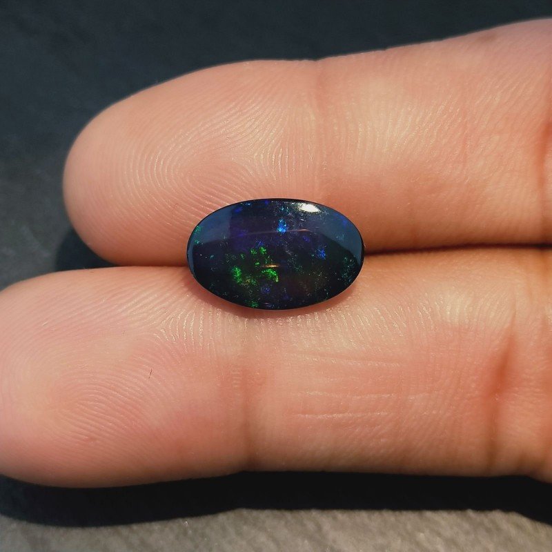 Opale Nero Welo Forma Ovale Cabochon Liscio A Mano 14X9X4mm 2,90 Carati 1pz