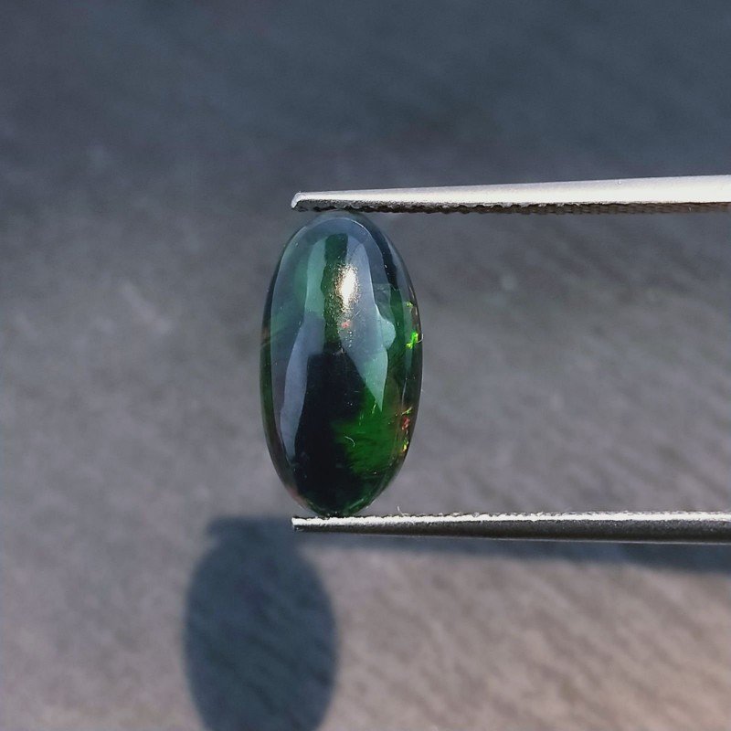Opale Nero Welo Forma Ovale Cabochon Liscio A Mano 14X7X4mm 1,95 Carati 1pz