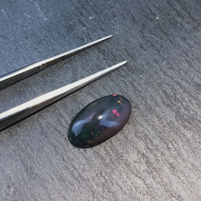 Opale Nero Welo Forma Ovale Cabochon Liscio A Mano 13X7X4mm 1,90 Carati 1pz