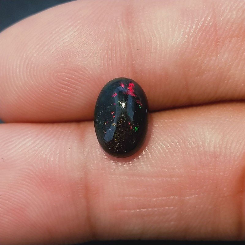 Opale Nero Welo Forma Ovale Cabochon Liscio A Mano 10X7X3-4mm 1,40+ Carati 1pz