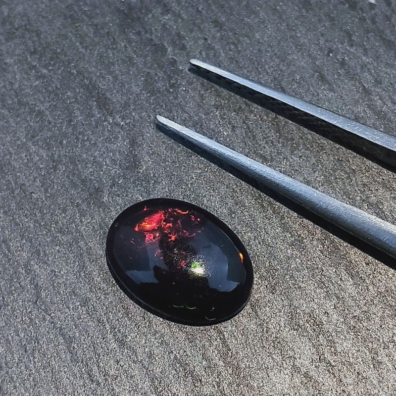 Opale Nero Welo Forma Ovale Cabochon Liscio A Mano 11X7X4mm 1,75 Carati 1pz Opale Nero Welo Forma Ovale Cabochon Liscio A Mano 11X7X4mm 1,75 Carati 1pz