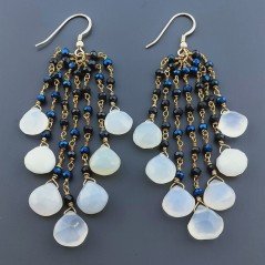 Orecchini Pioggia A Nodo Orafo Dorato Con Cristallo Blu Metallizato E Calcedonio Nudo Goccia Briolette Sfaccettata A Mano