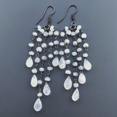 Orecchini Pioggia A Nodo Orafo Brunito Con Labradorite Bianca E Labradorite Bianca Goccia Sfaccettato A Mano