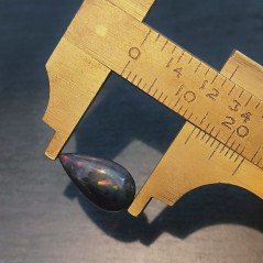 Opale Nero Welo Forma Gocce Cabochon Liscio A Mano 15X8X4mm 2,20 Carati 1pz Opale Nero Welo Forma Gocce Cabochon Liscio A Mano 15X8X4mm 2,20 Carati 1pz