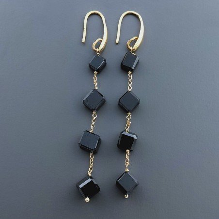 Orecchini In Argento 925 A Nodo Orafo Dorato Con Spinello Nero Cubetti Sfaccettato A Mano