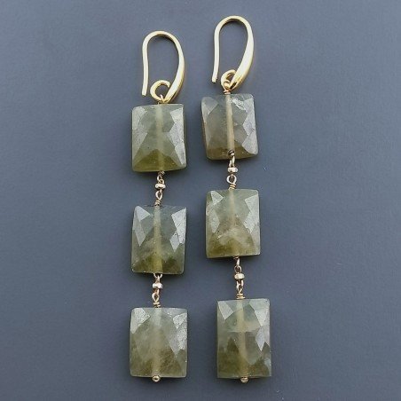 Orecchini In Argento 925 A Nodo Orafo Dorato Con Olivina (Peridoto) Rettangolo Briolette Sfaccettato A Mano