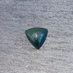 Opale Nero Welo Forma Trilione Cabochon Liscio A Mano 6X6X3mm 0,50 Carati 1pz Opale Nero Welo Forma Trilione Cabochon Liscio A Mano 6X6X3mm 0,50 Carati 1pz
