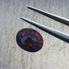Opale Nero Forma Ovale Sfaccettato A Mano Gemma Sciolte 13X10X6-7mm 2,80 Carati 1pz