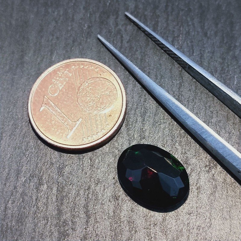 Opale Nero Forma Ovale Sfaccettato A Mano Gemma Sciolte 12X9X4-5mm 2,25 Carati 1pz Opale Nero Forma Ovale Sfaccettato A Mano Gemma Sciolte 12X9X4-5mm 2,25 Carati 1pz