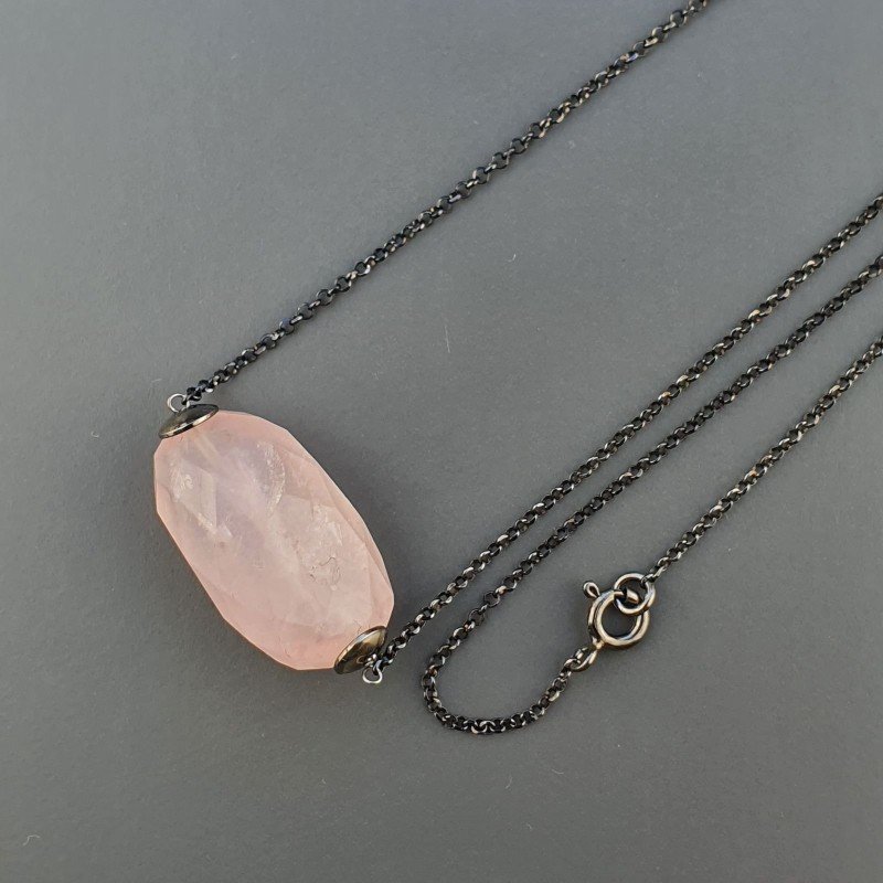 Collana Girocollo Con Catena Brunito Argento 925 E Quarzo Rosa Taglio Sassi Irregolare Sfaccettato A Mano 1Pz Collana Girocollo Con Catena Brunito Argento 925 E Quarzo Rosa Taglio Sassi Irregolare Sfaccettato A Mano 1Pz