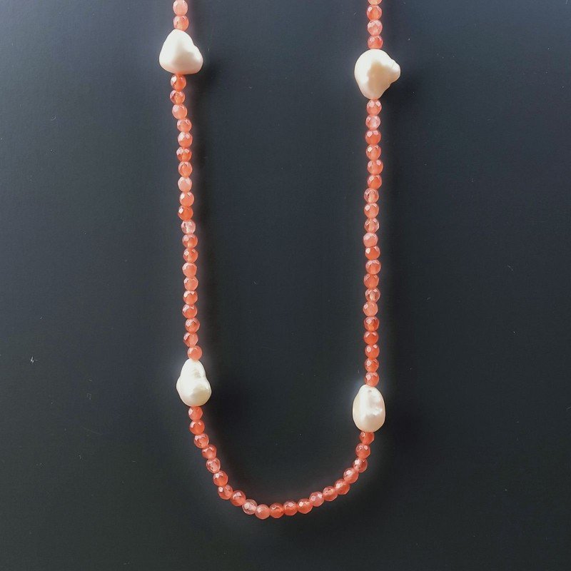 Collana Lunga Pietre Dure Giada Arancione Con Perle Di Fiume Beige Barocche 120cm E Chiusura In Argento 925