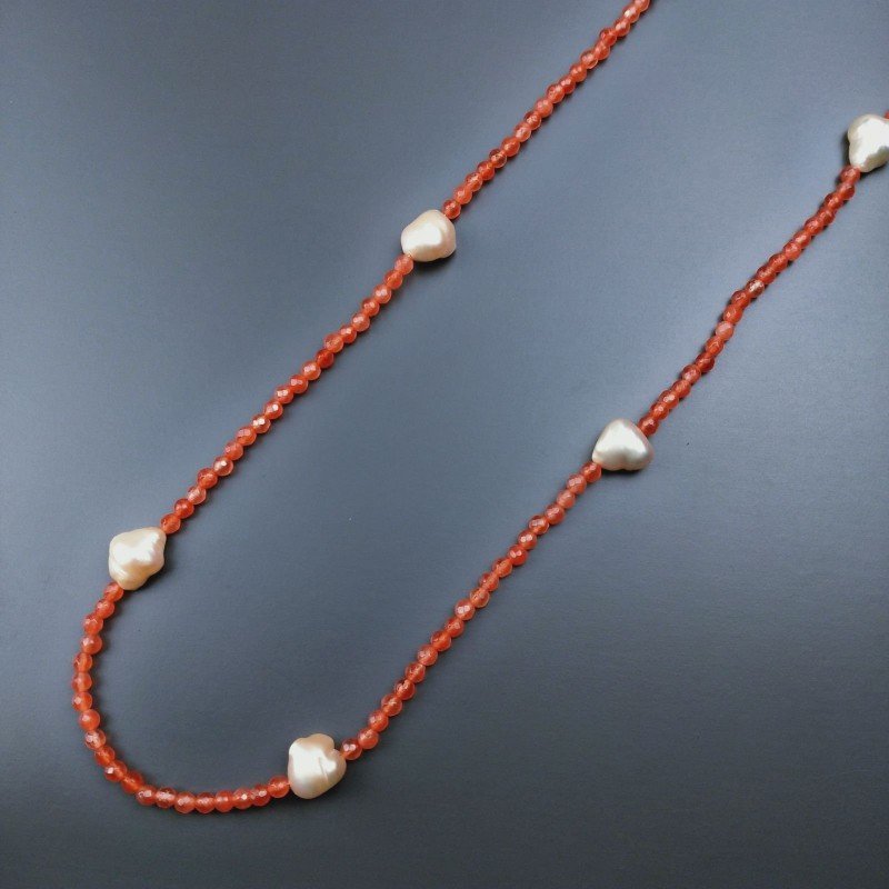 Collana Lunga Pietre Dure Giada Arancione Con Perle Di Fiume Beige Barocche 120cm E Chiusura In Argento 925