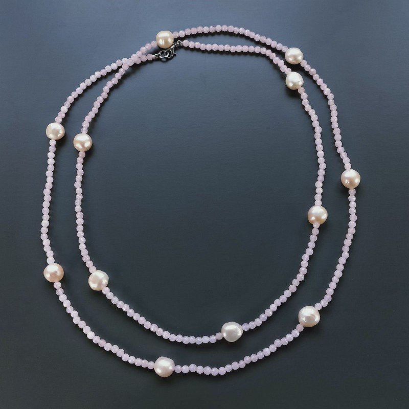 Collana Lunga Pietre Dure Giada Rosa Con Perle Di Fiume Beige Barocche 120cm E Chiusura In Argento 925