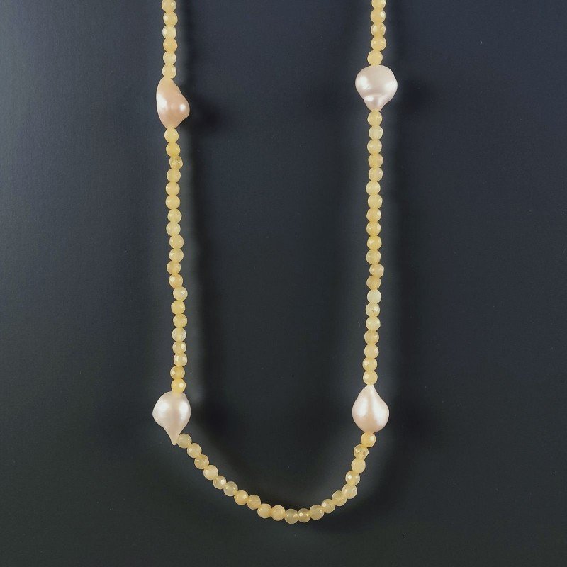 Collana Lunga Pietre Dure Giada Gialla Con Perle Di Fiume Beige Barocche 130cm E Chiusura In Argento 925