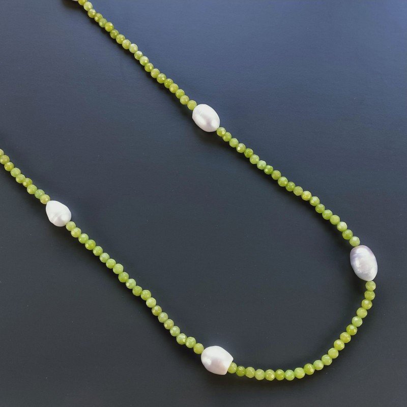 Collana Lunga Pietre Dure Giada Verde Con Perle Di Fiume Irregolare 130cm E Chiusura In Argento 925