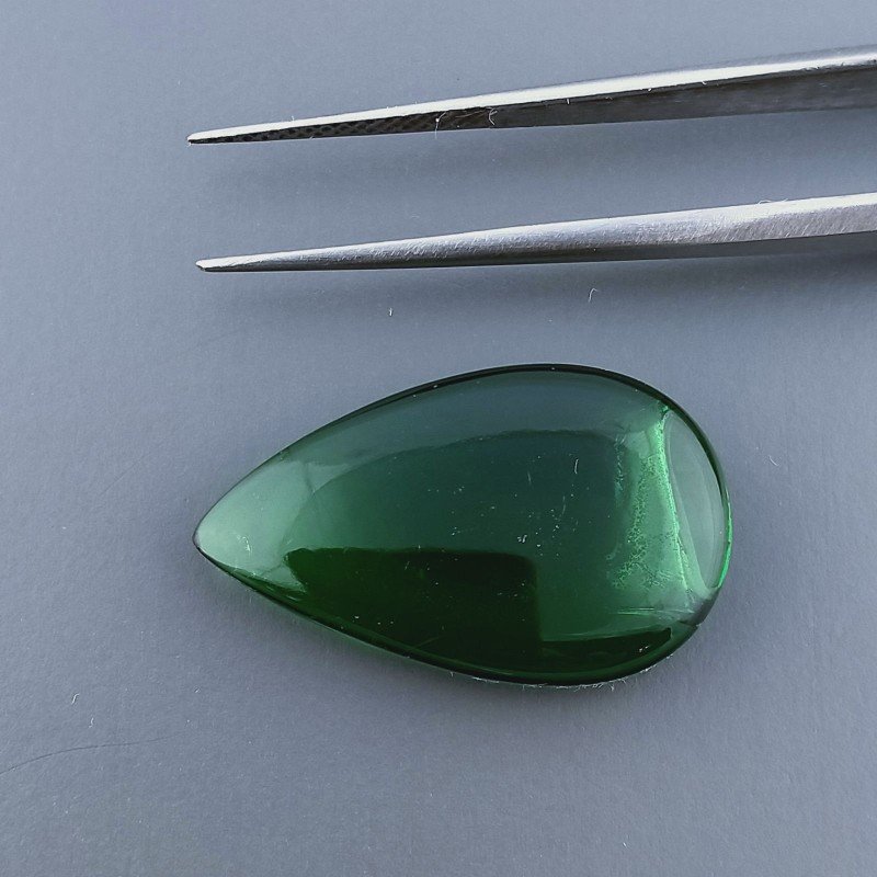 Quarzo Smeraldo Idrotermale Forma Goccia Cabochon Fatto A Mano 26X15X6mm 18,95 Carati 1pz
