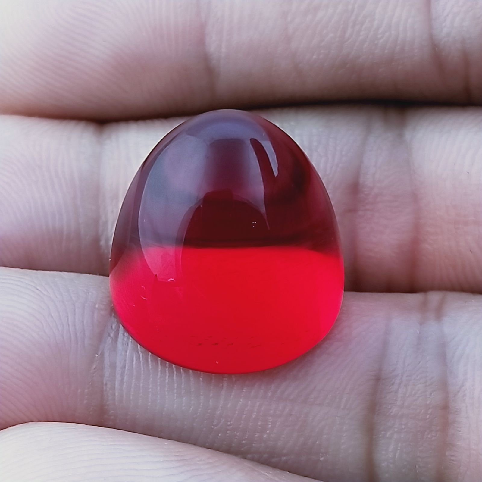 Quarzo Rosso Idrotermale Forma Punta Di Proiettile Cabochon Fatto A Mano 16X17mm 32,75 Carati 1pz